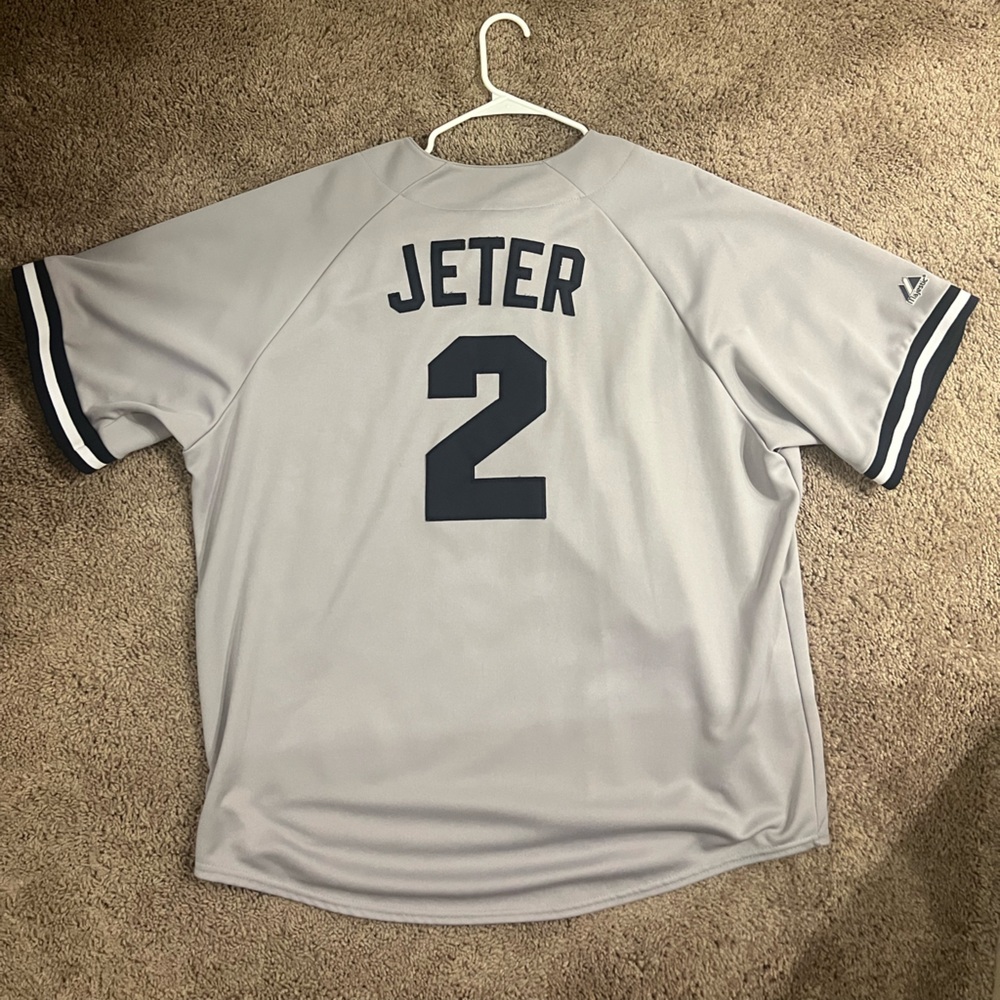 Yankees Derek Jeter Jersey #2  - Size XXL